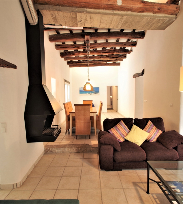 Ibiza rental villa rv collexion 2022 finca san jose verg family living room.jpg
